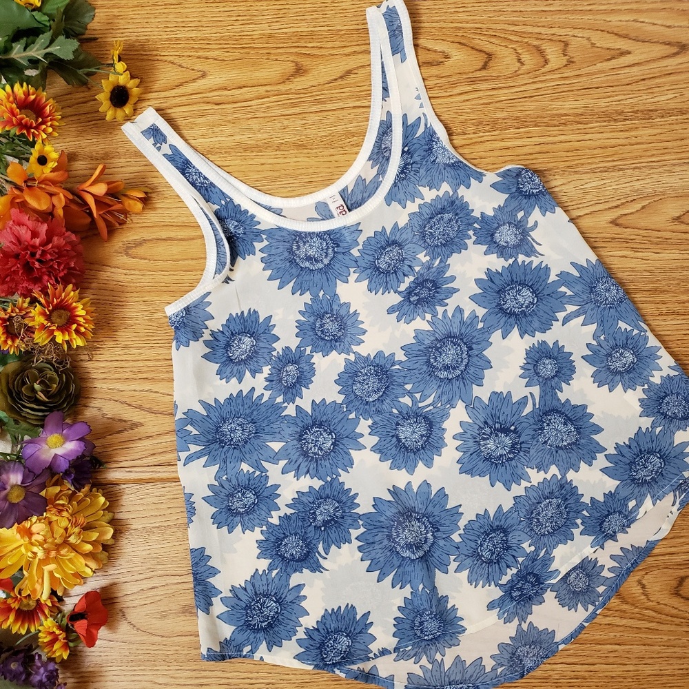 MUDD Blue Sunflower Floral Crop Top